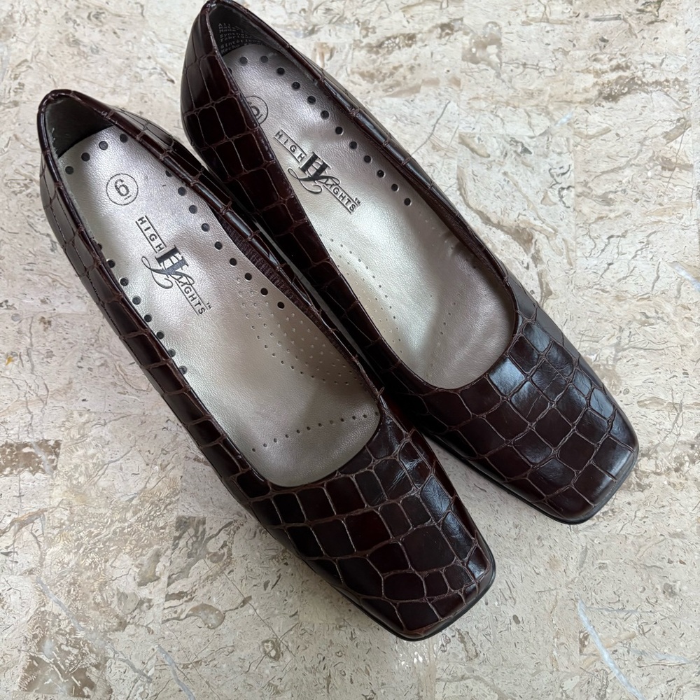 Vintage Elegant Slip On Pump Faux Leather Croc Embossed Square Toe Highlights 6